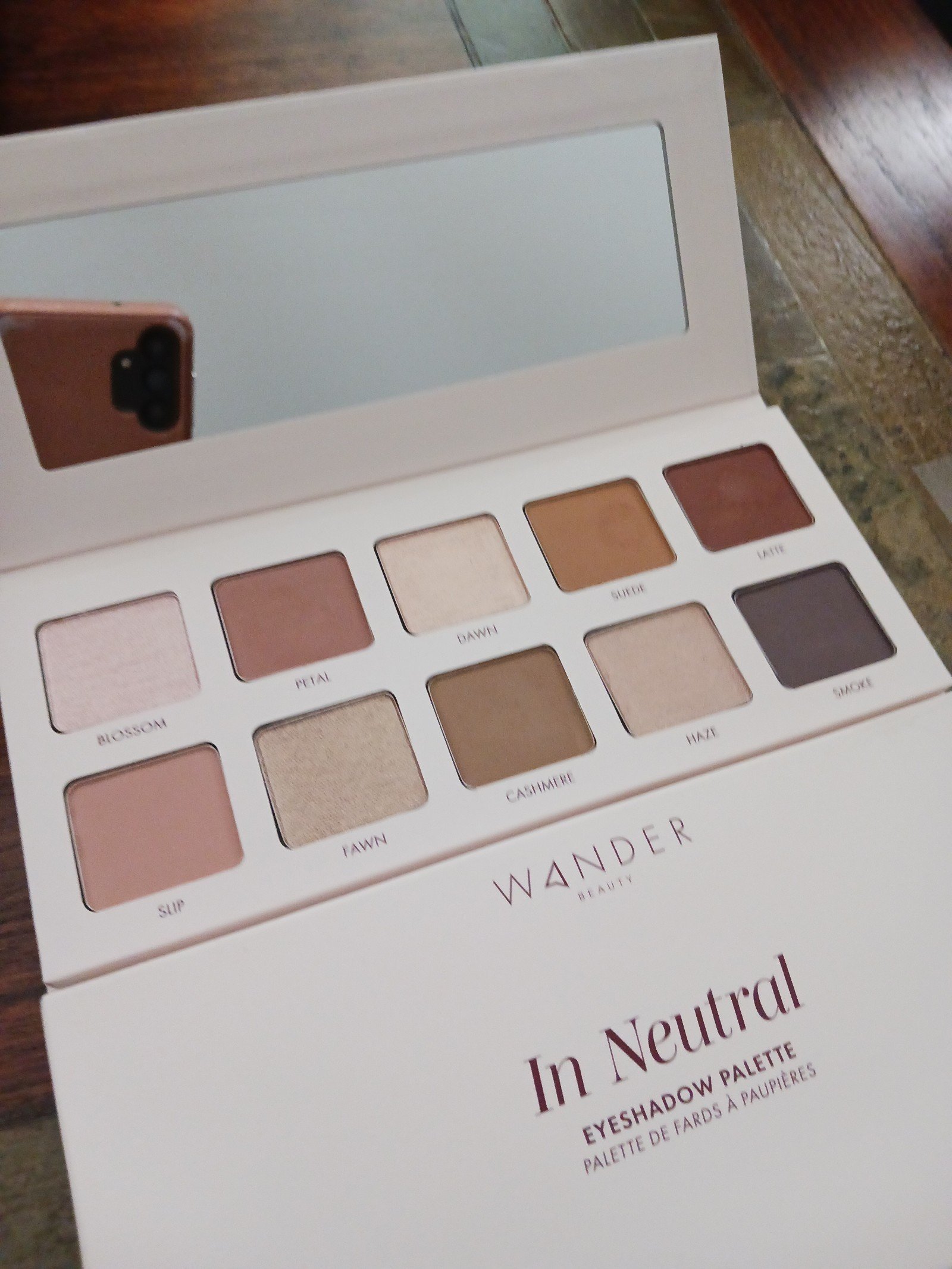 Wander Beauty In Neutral Eyeshadow Palette like new, in box.