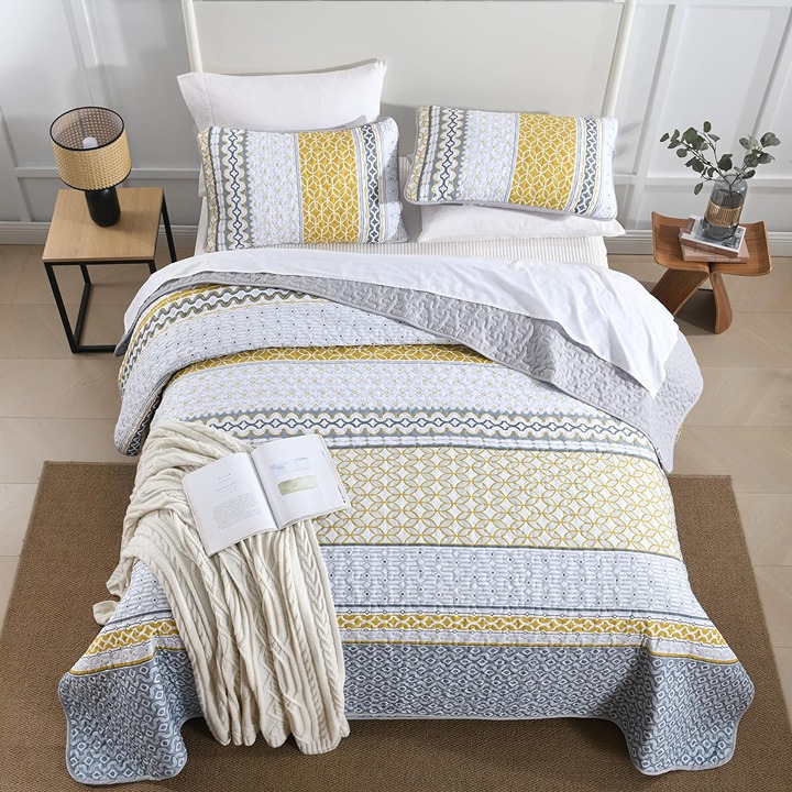 Soft Microfiber Patchwork Quilt Bedding Set 3 Pieces for All Season -8sz6