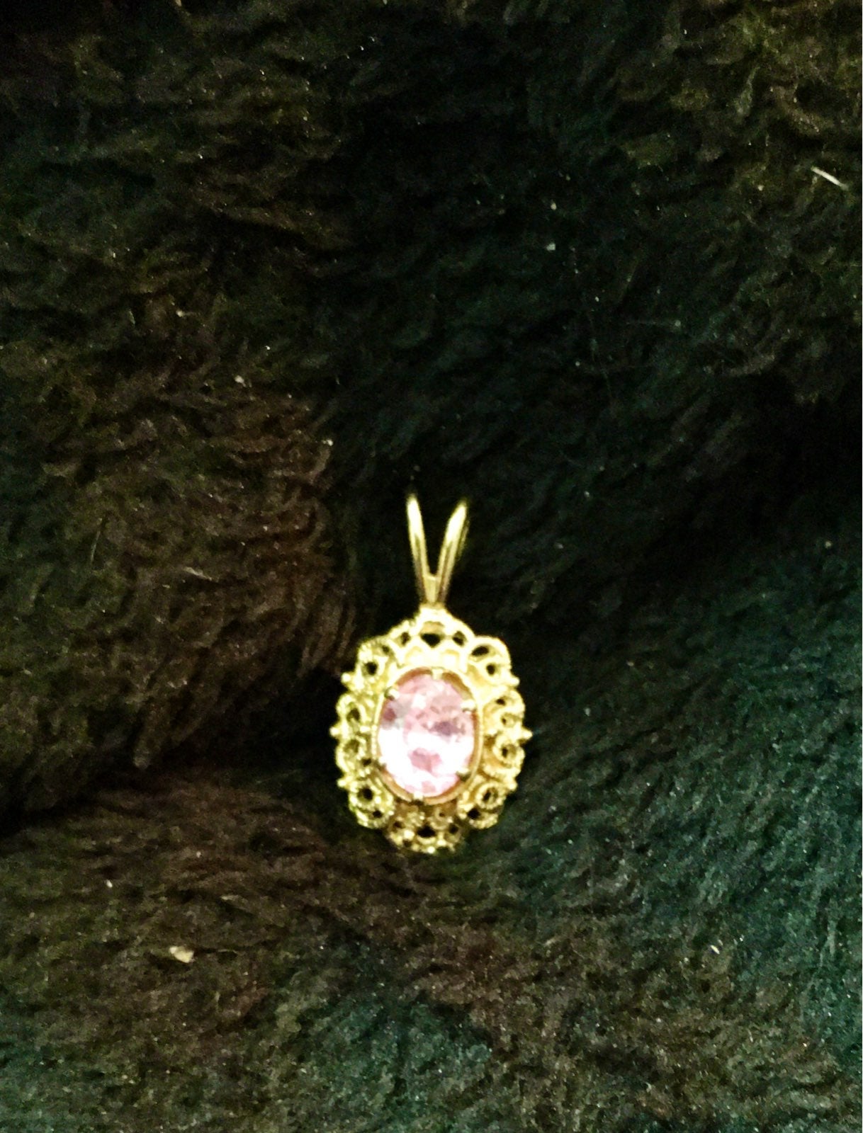 14 kt gold pendant