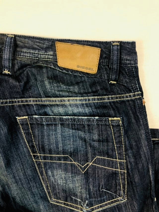 Diesel Shiioner 32x30 (Hemmed)