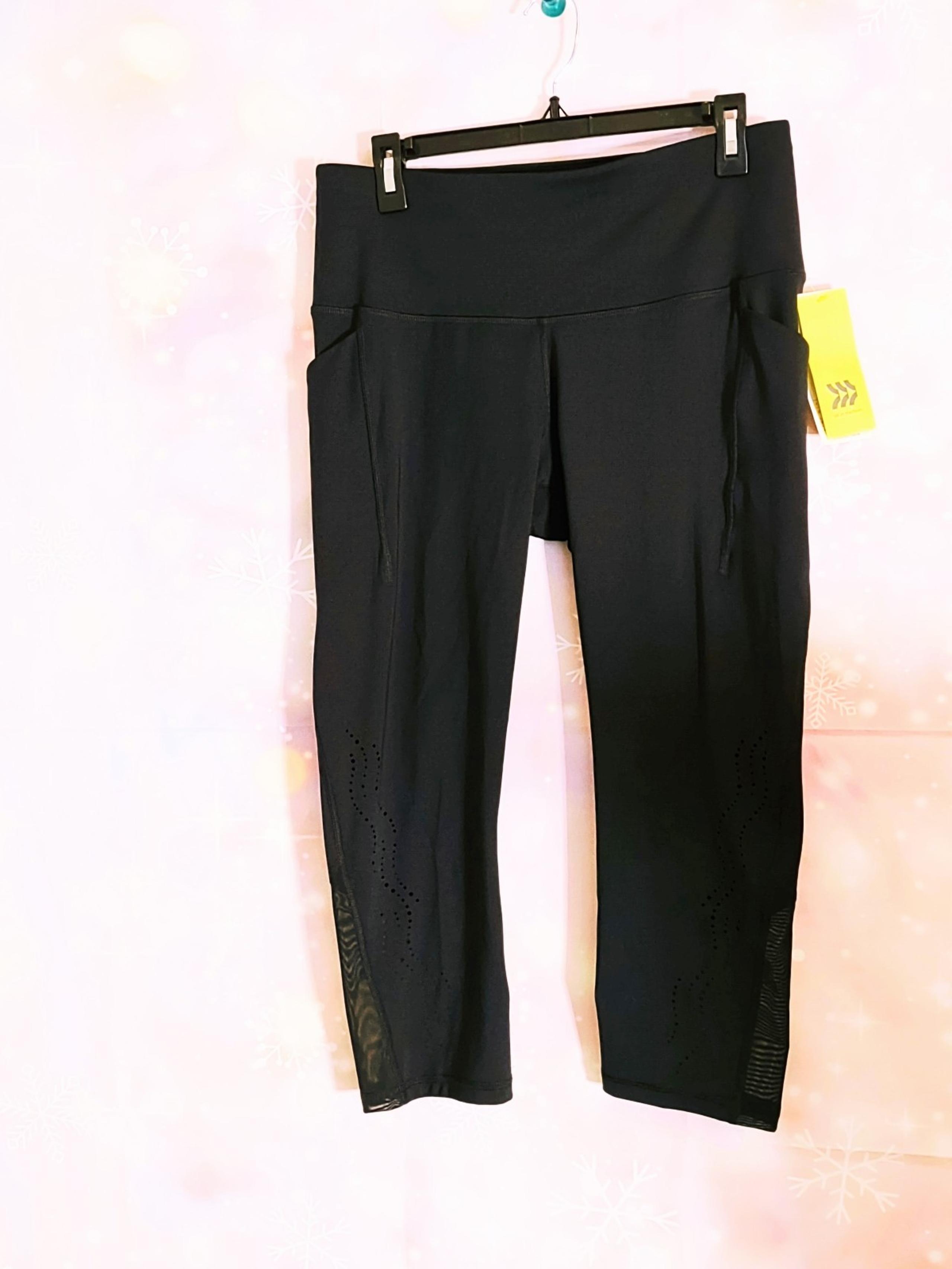 ALL IN MOTION BLACK SCULPTED LINEAR ATHLETIC CAPRI PANTS WOMEN'S SIZE  XL