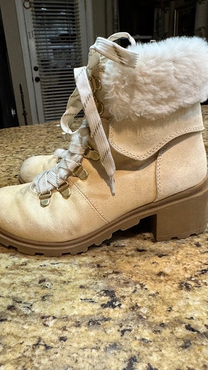 Boots Youth 3M Beige/Tan Jellypop like New