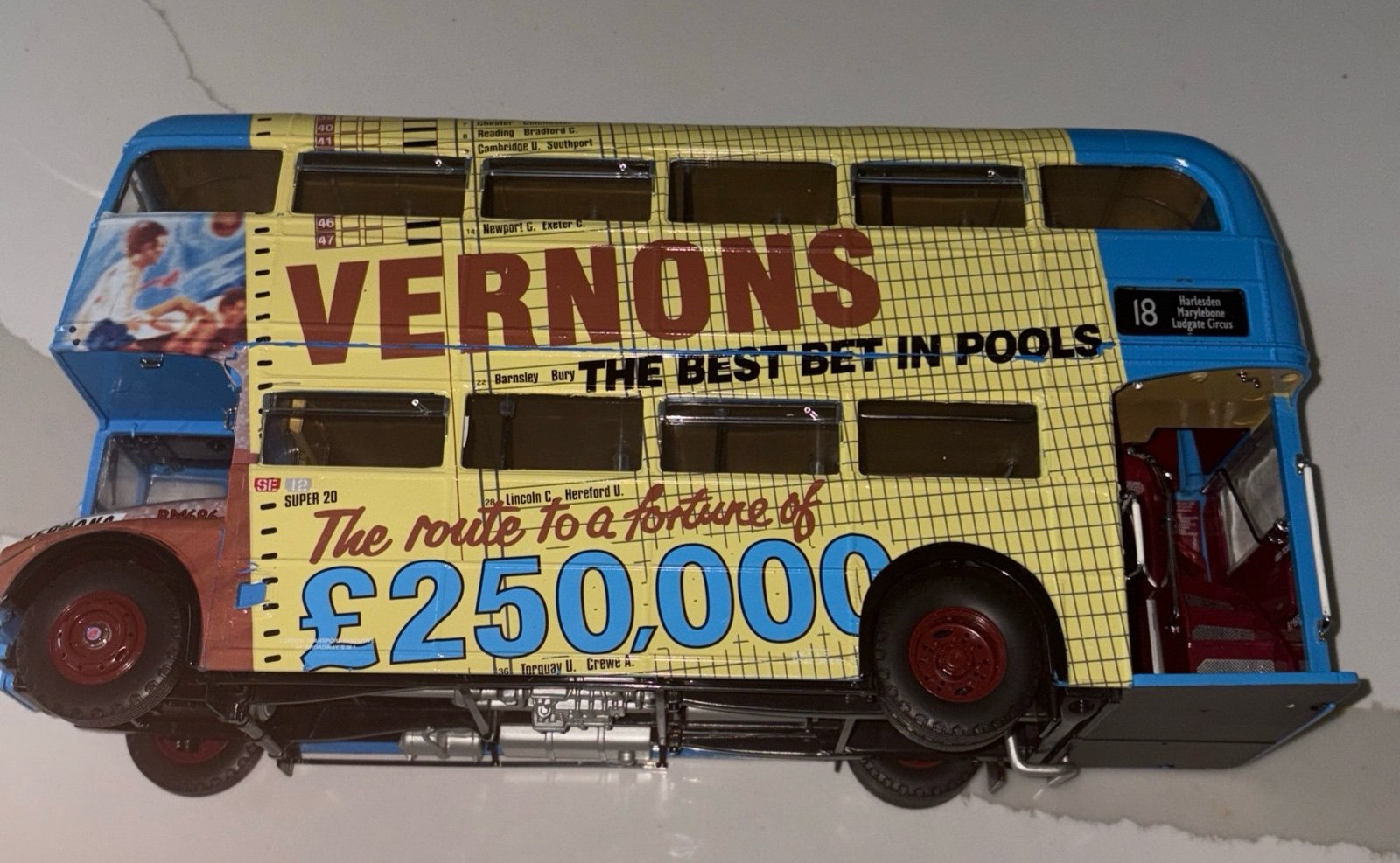 Sunstar 1/24 Route Master 2999 Limited London Bus (SEE ALL