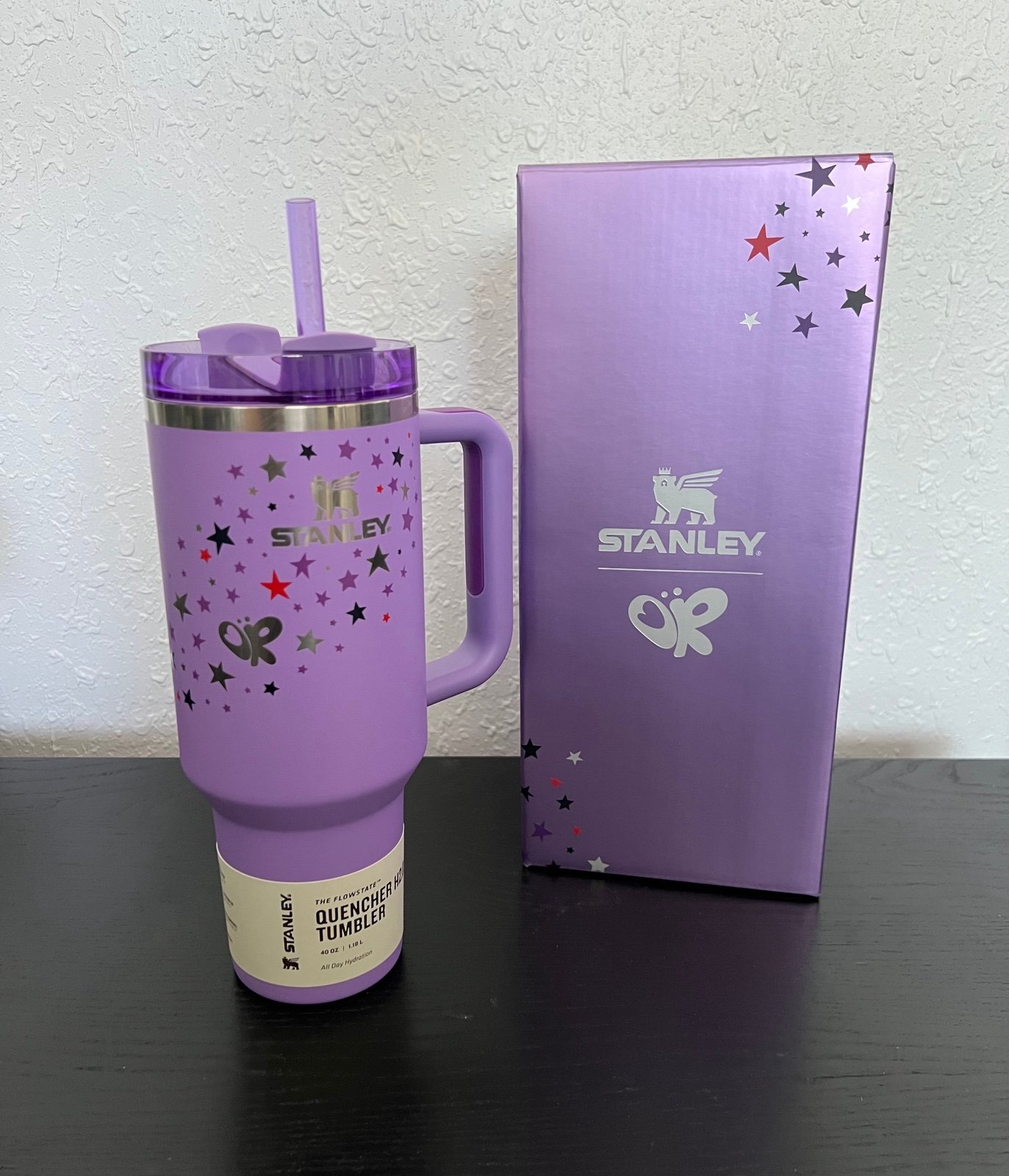 Olivia Rodrigo x Stanley Quencher Flowstate Tumbler (40oz)