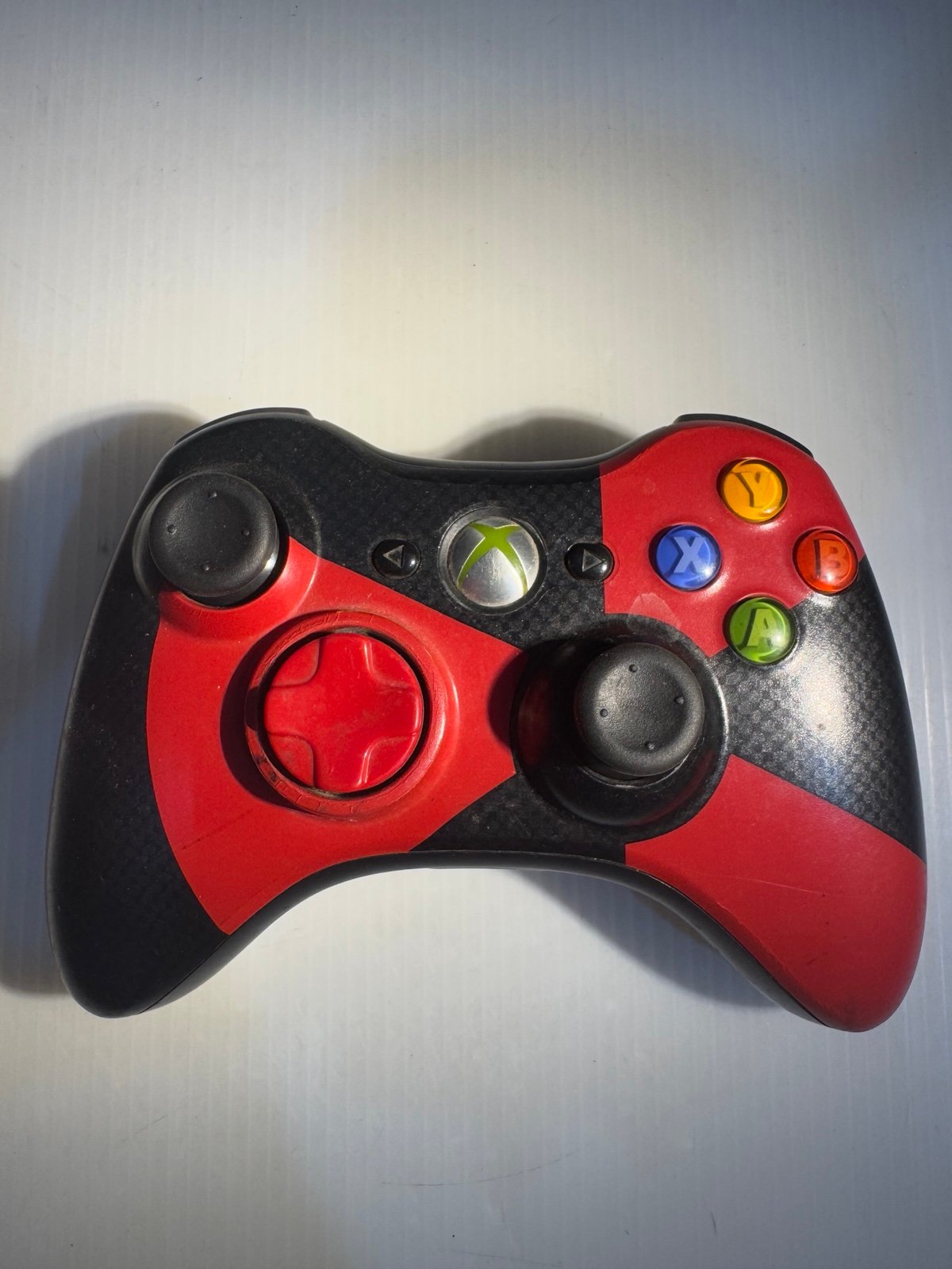 Xbox 360 Black And Red Controller