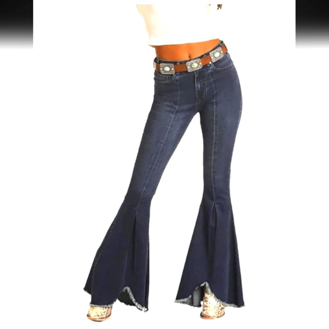 Rock & Roll Cowgirl Woman's High Rise Bell Bottom Jeans 26x32