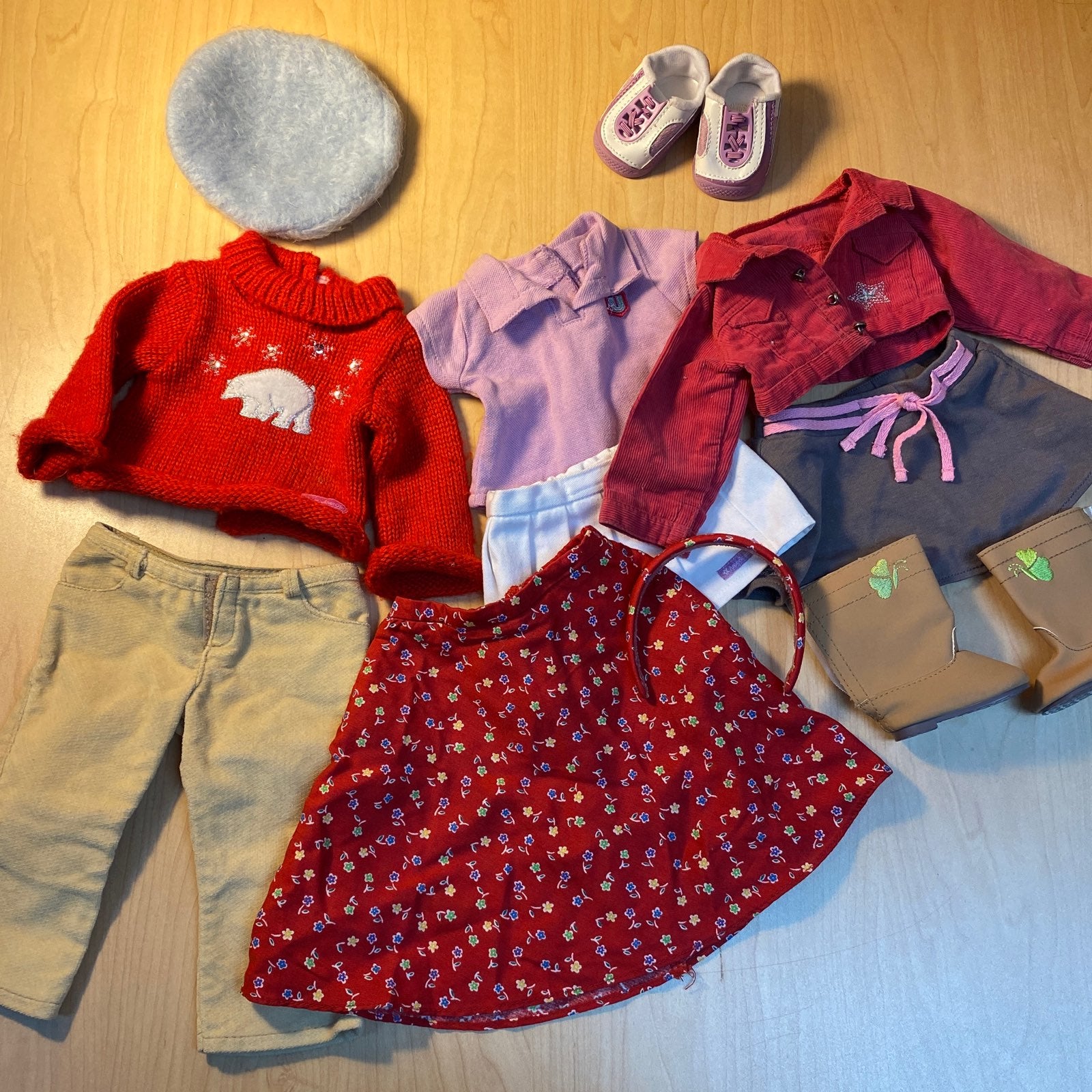 American Girl Separates Lot