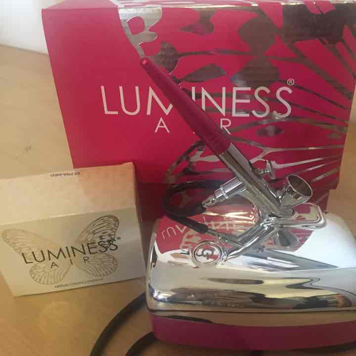 Luminess makeup spray set