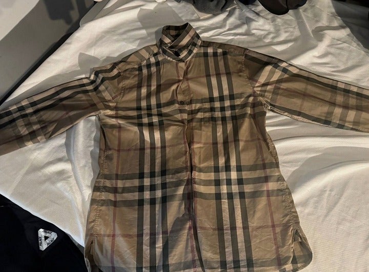 BURBERRY BRIT button down shirt Nova Plaid Mens Shirt Sz medium *Read descript