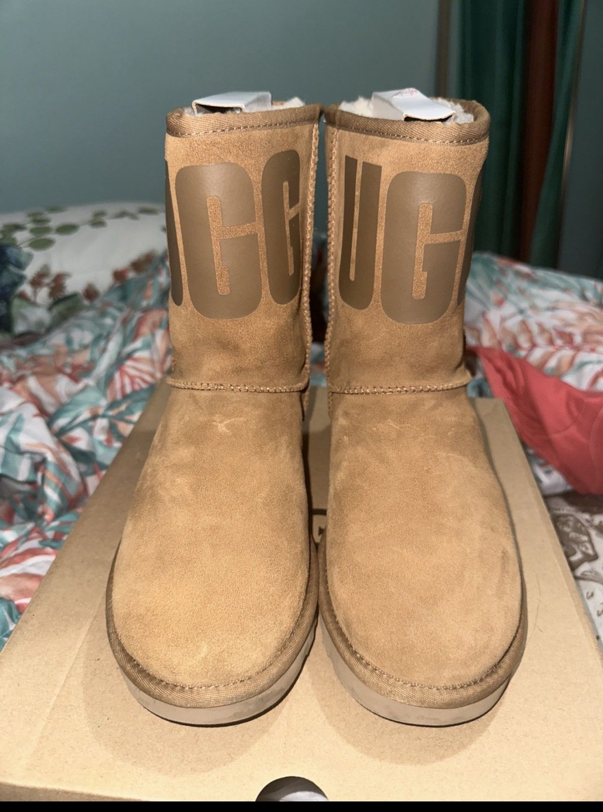 UGG Women’s 8