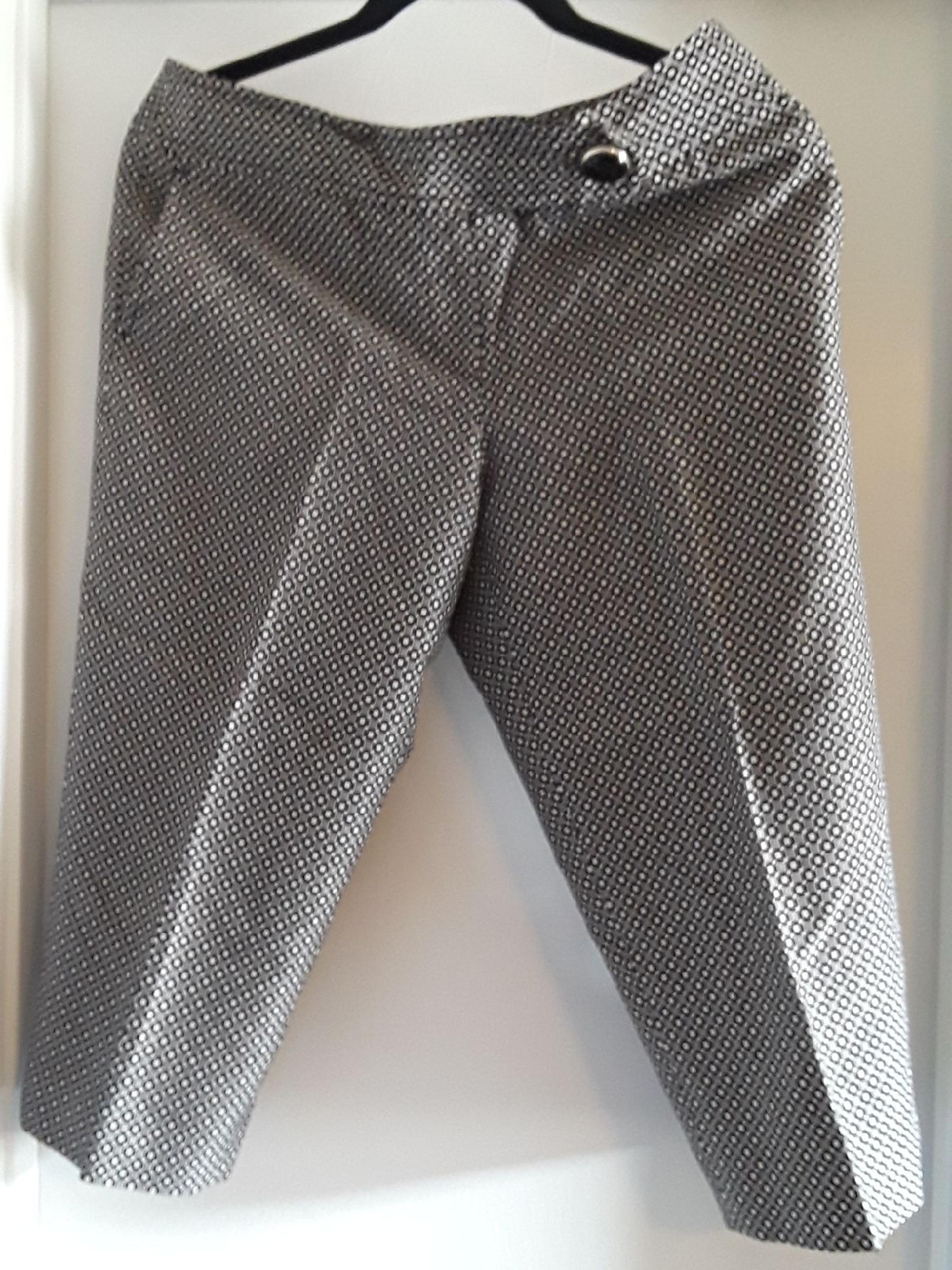 ann taylor capris pants