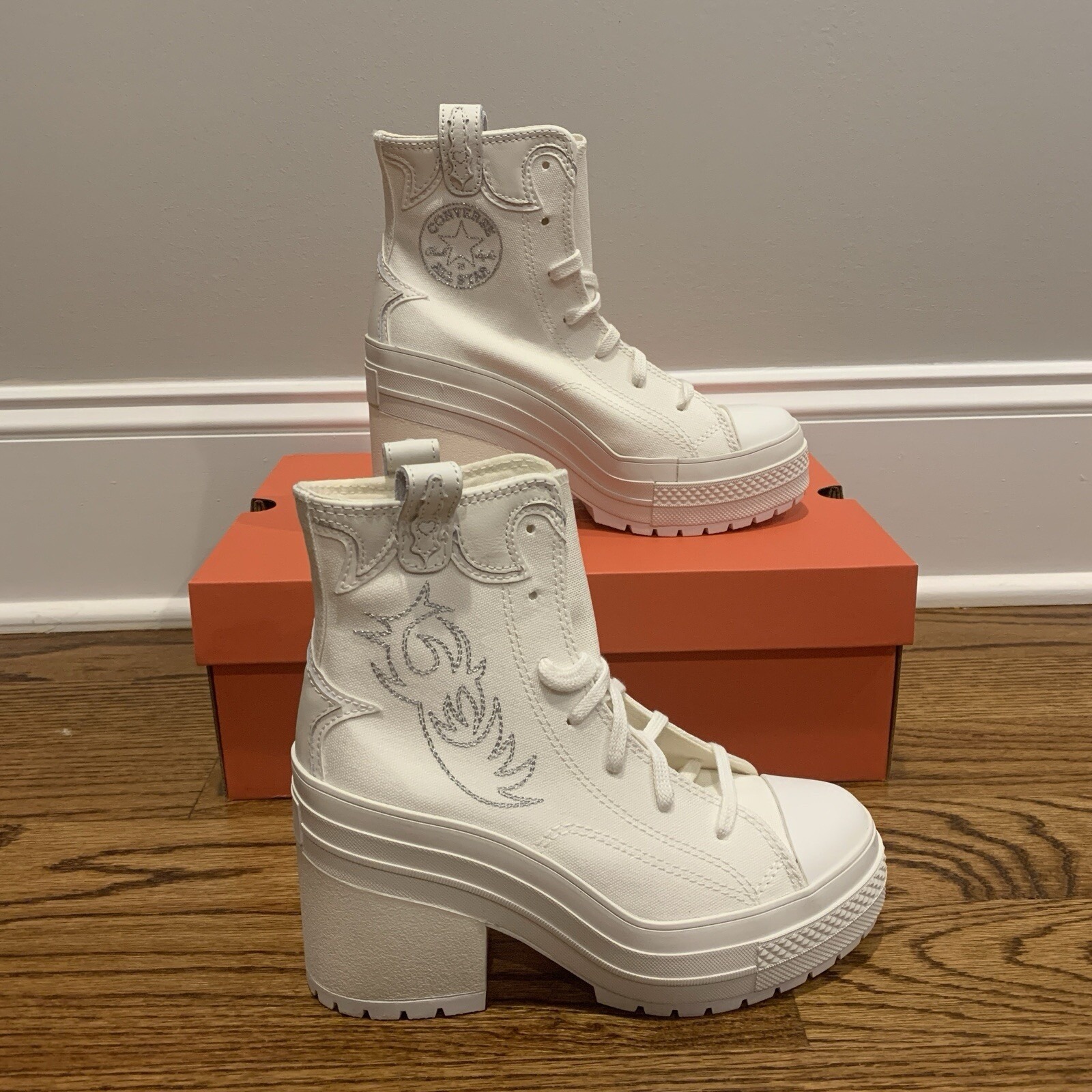 Converse Chuck 70 De Luxe Heel Western Platform White Shoes Women's Size 6.5