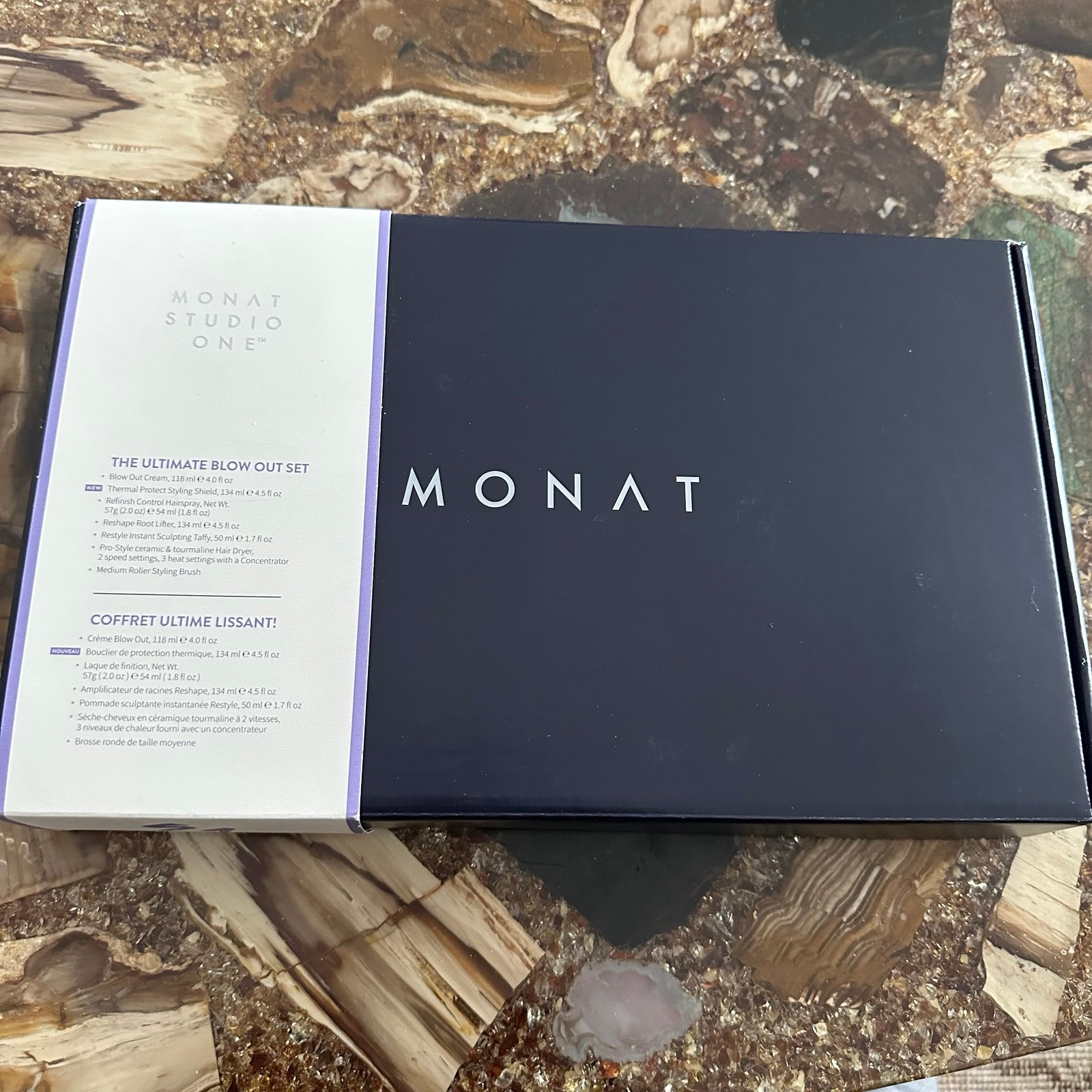 Monat the ultimate blow out set New