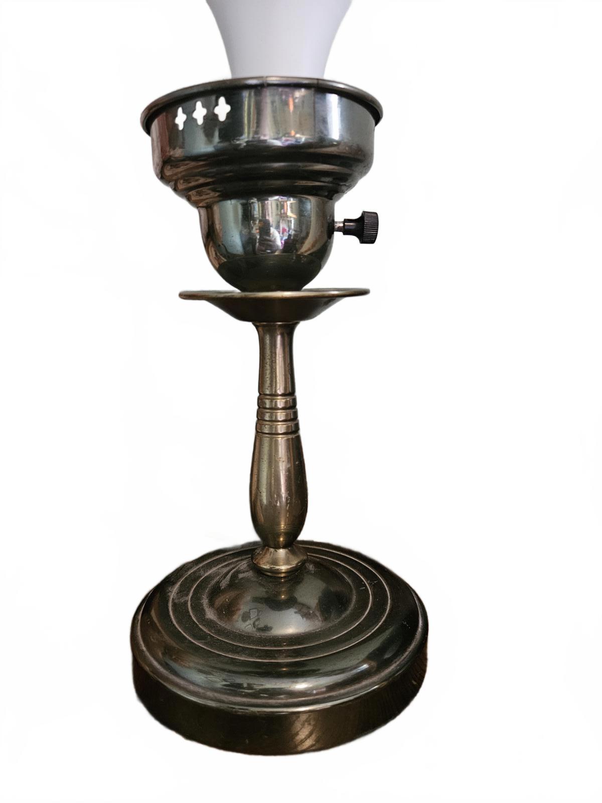 Vintage open air table lamp, tested on 10.11.2025