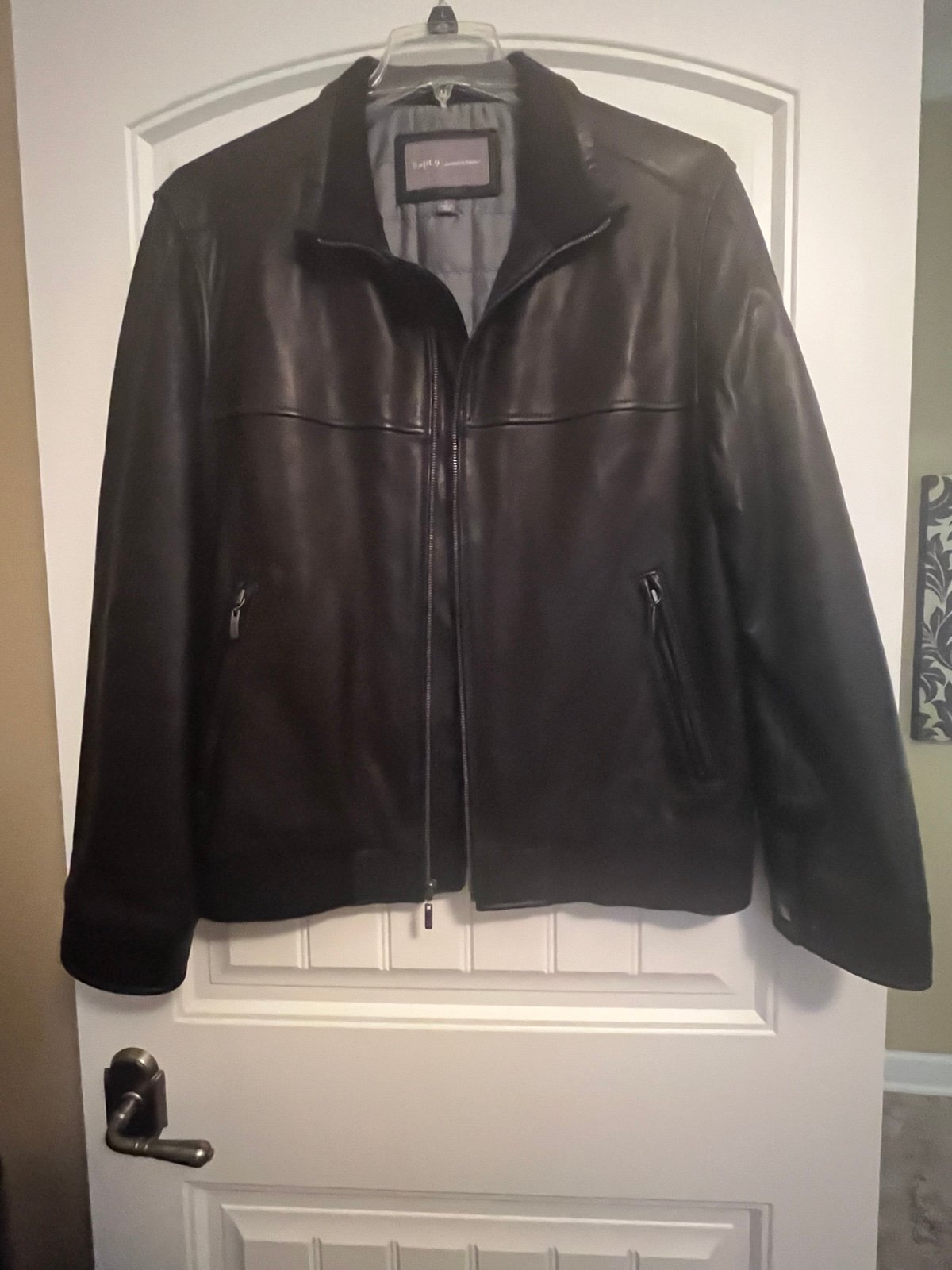 Apt. 9 Men’s Lambskin Leather Dark Brown Jacket in Large.