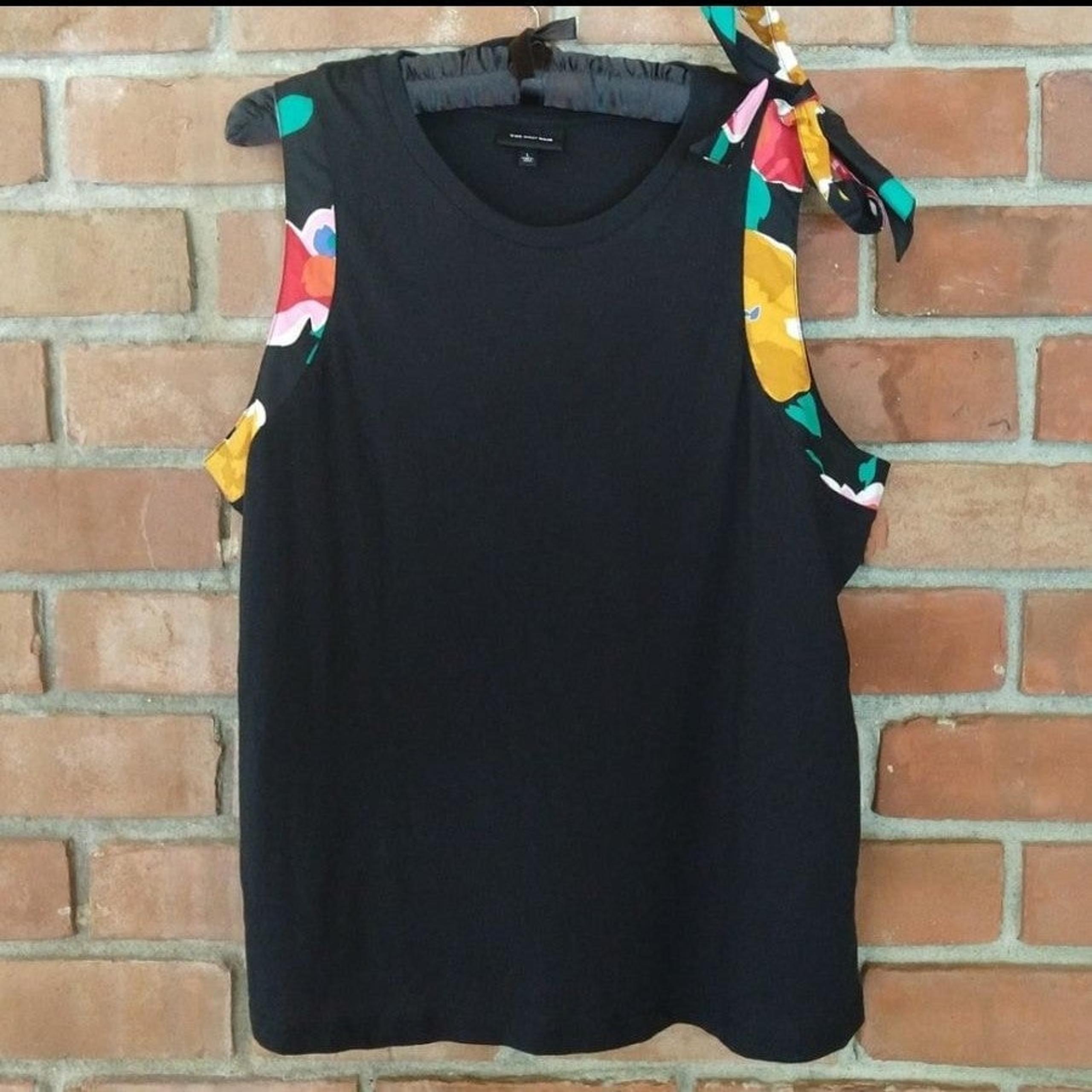 Who What Wear Black Tank Top Floral Tie