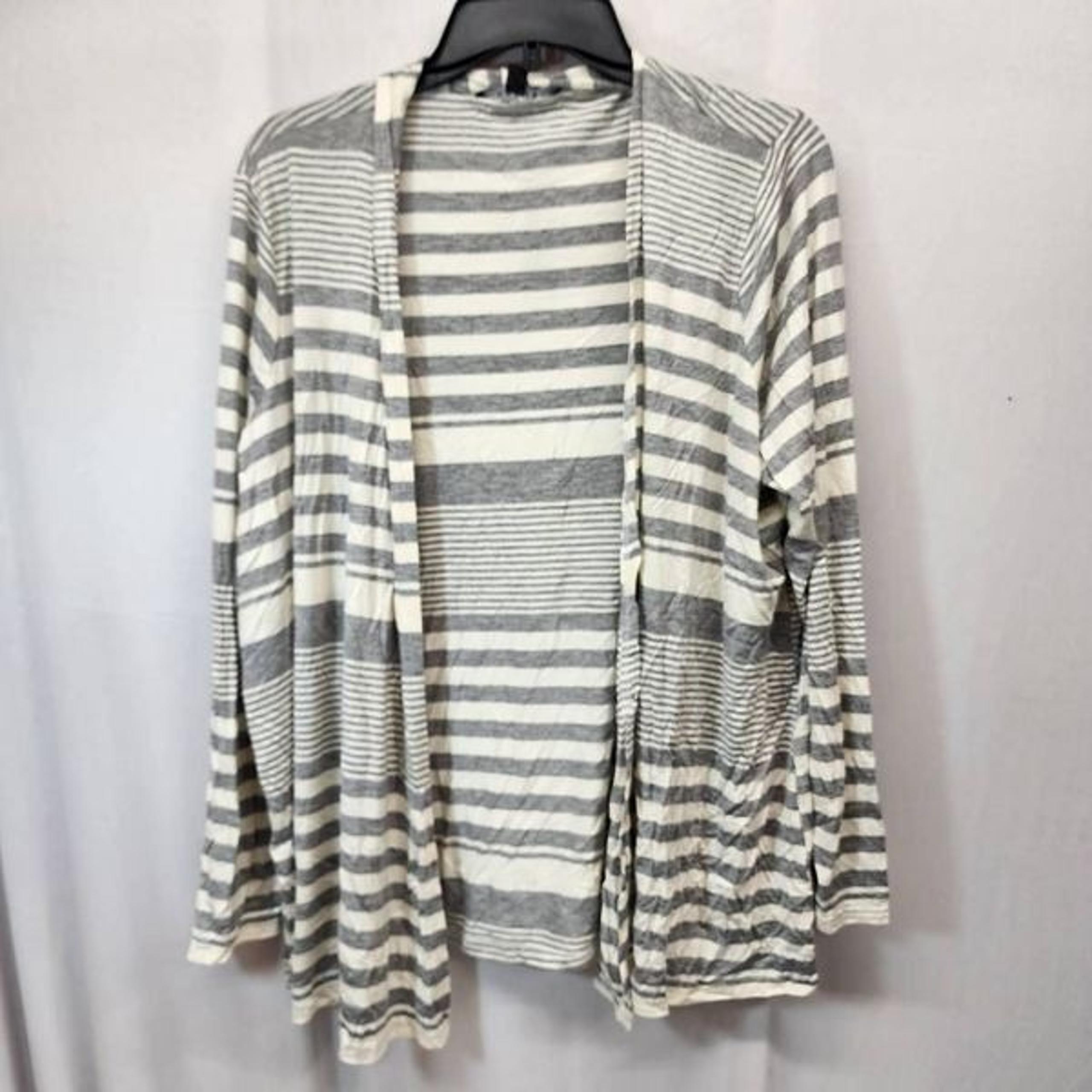 Cyrus Women's 1X Gray White Cardigan Open Front Stripe Long-Sleeve