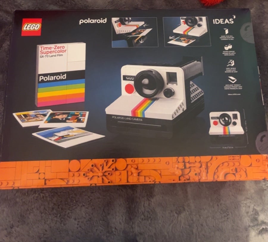 Polaroid