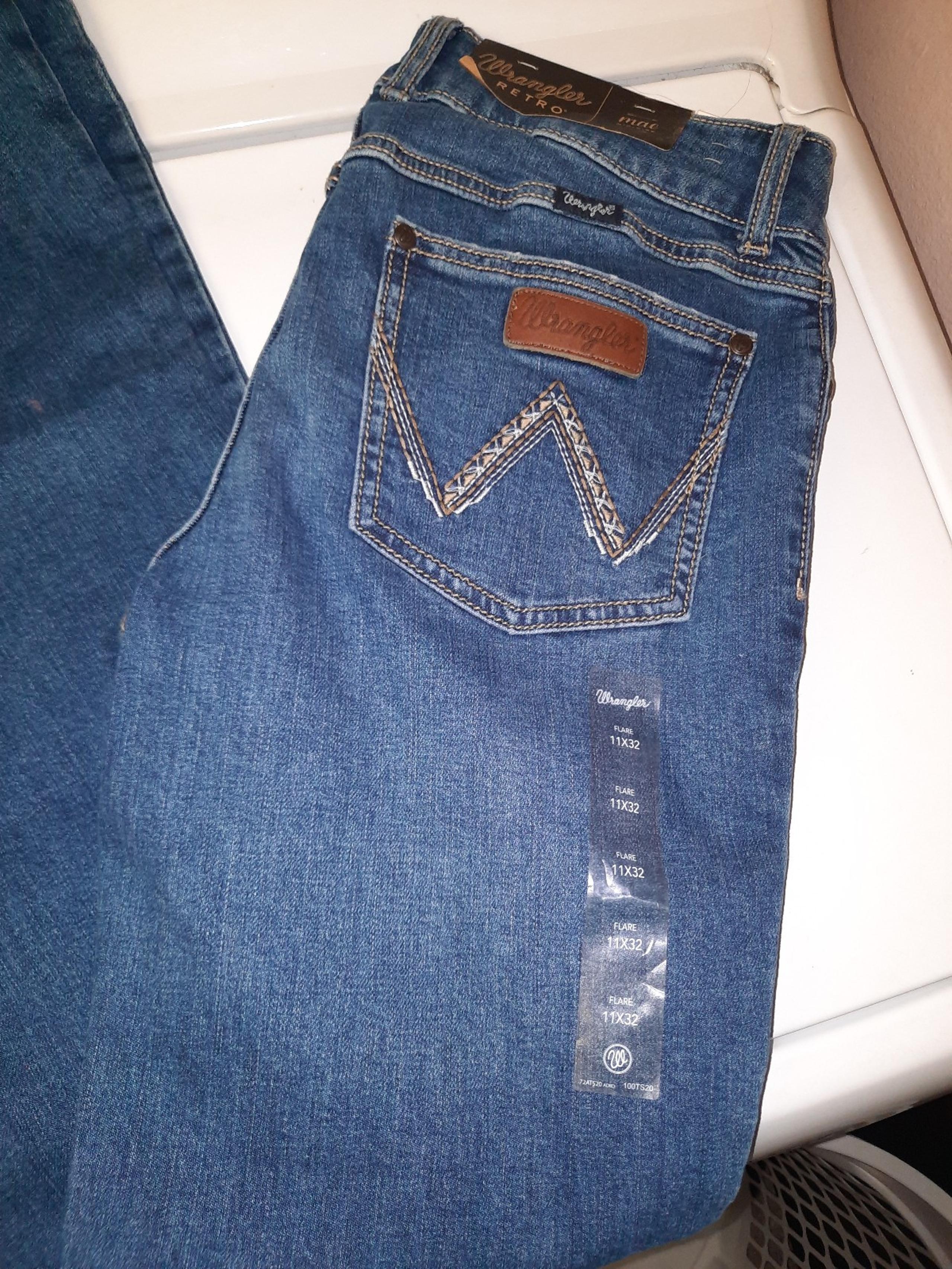 Womens New wrangler retro flare Jeans sz11x32