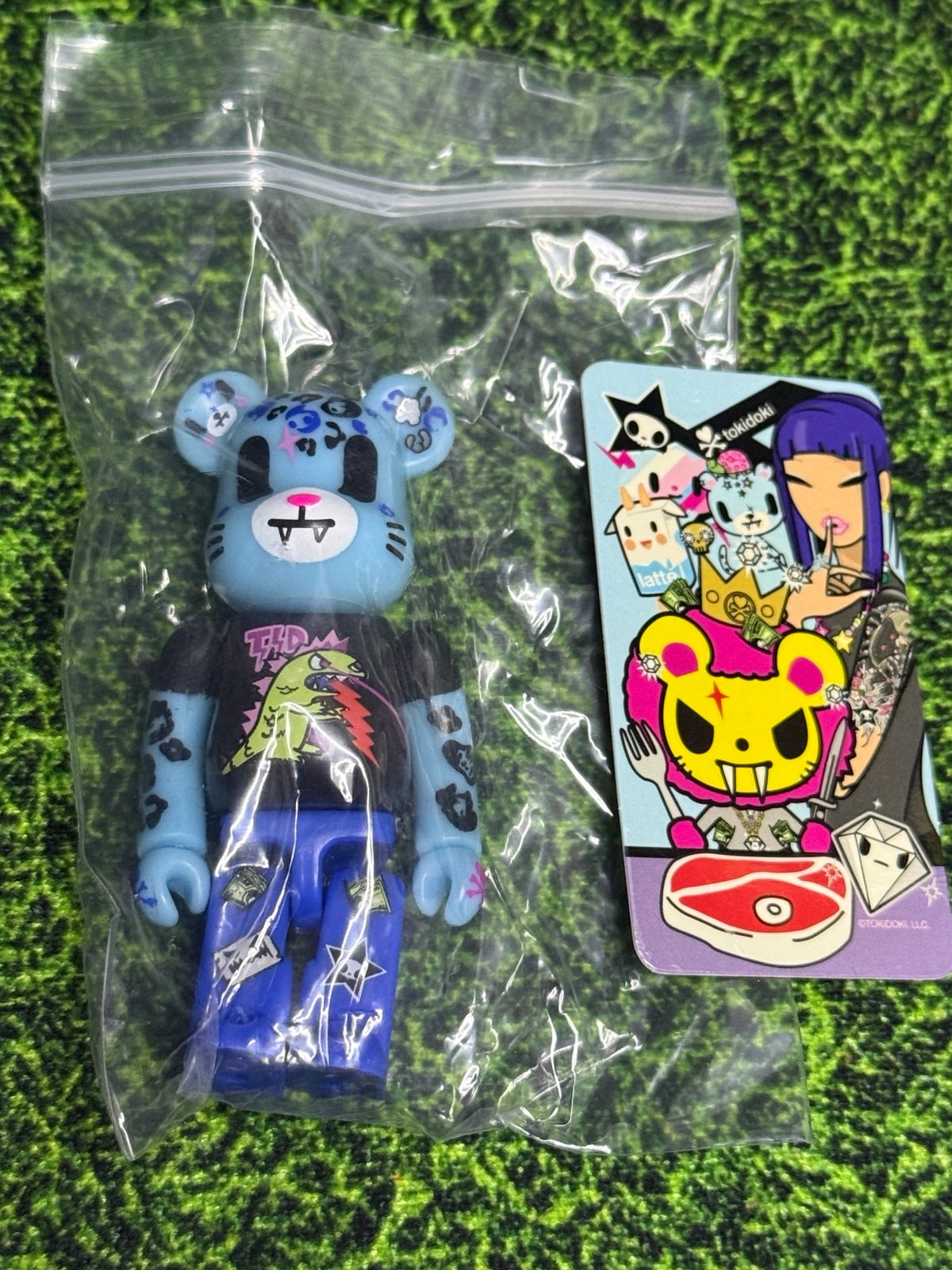 Medicom Bearbrick 100% series 18 Toki Doki with card