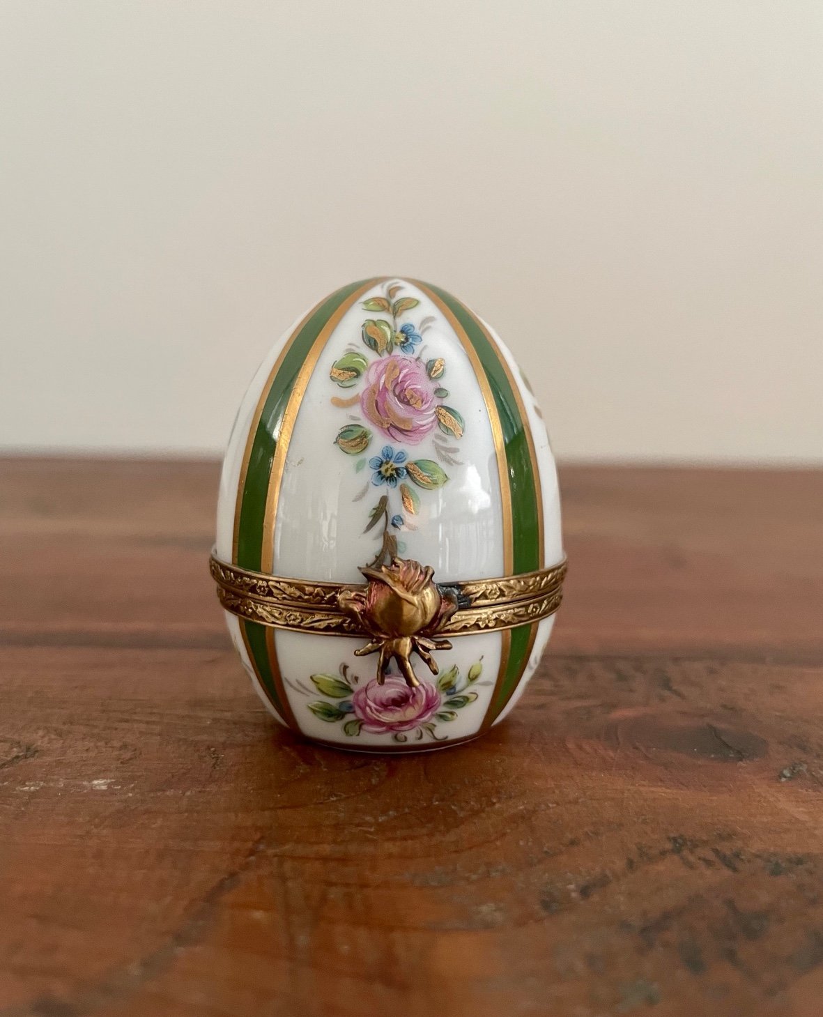 Vintage Limoges France Egg Trinket Box