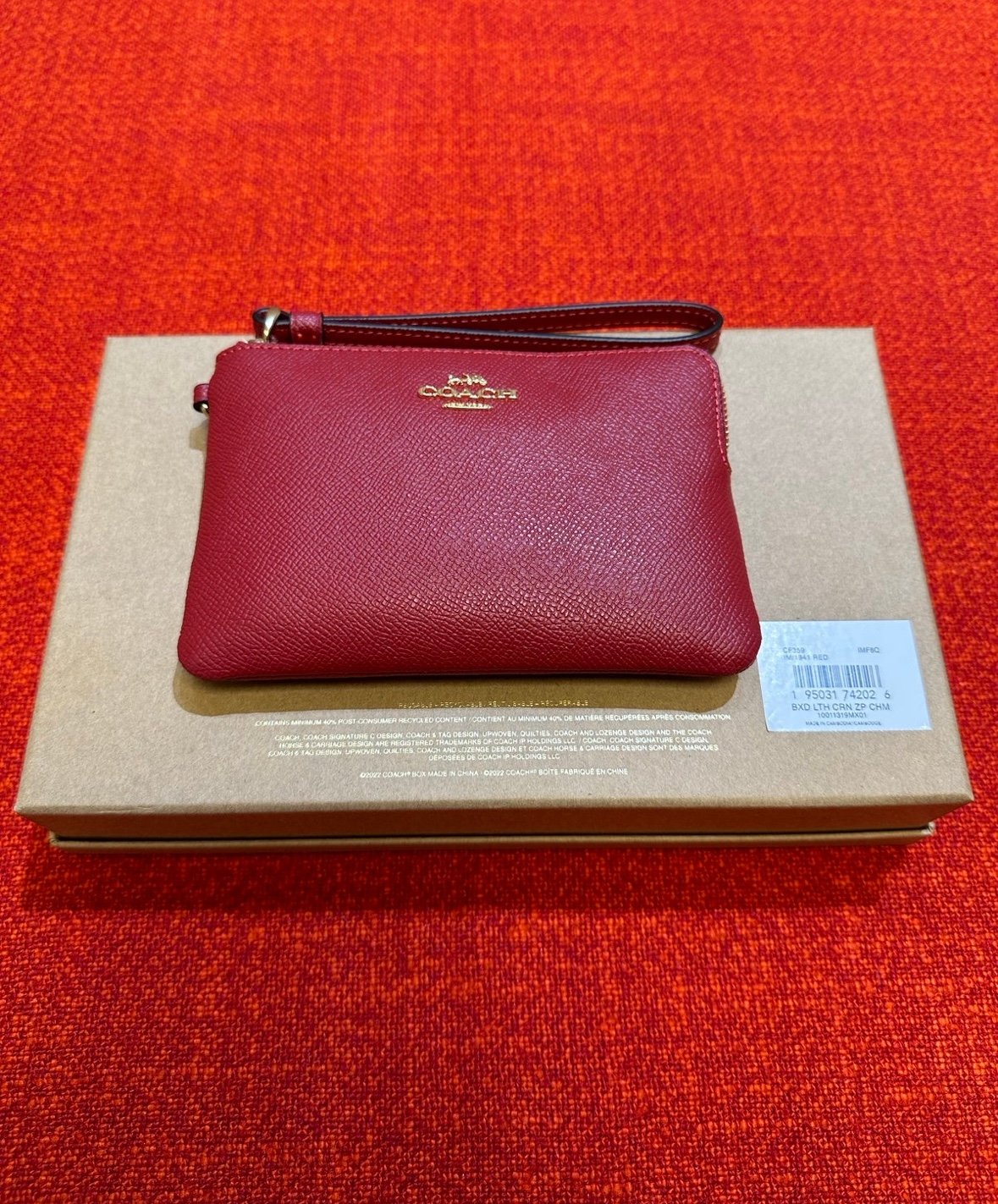 Coach wrislet/wallet