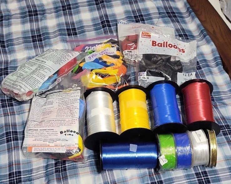 Birthday party balloons curling ribbon lot over 15 pieces lot set New