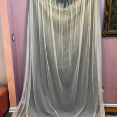 Single pannel curtain