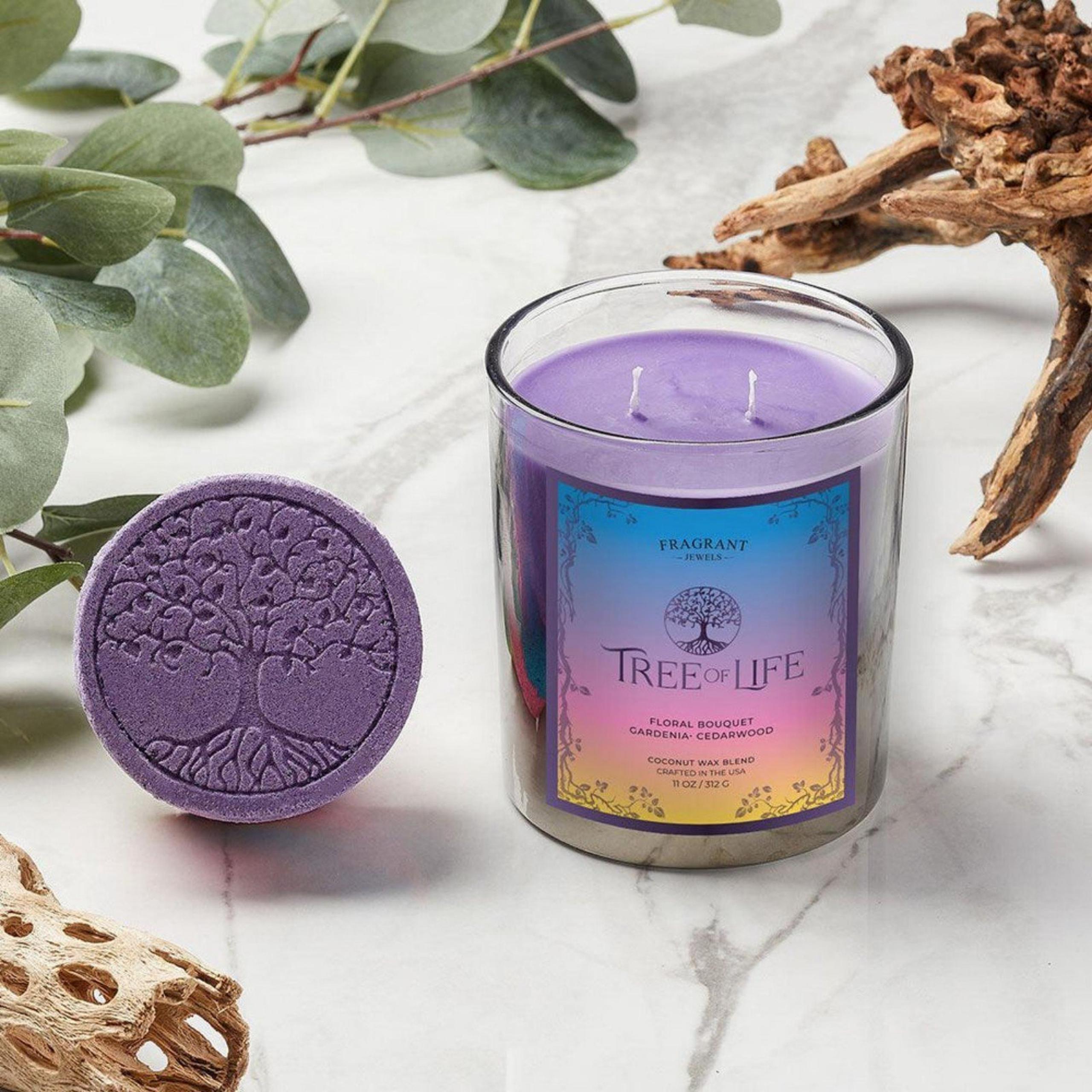 Fragrant Jewels Candle with bathbomb set surprise size 6 ring inside each