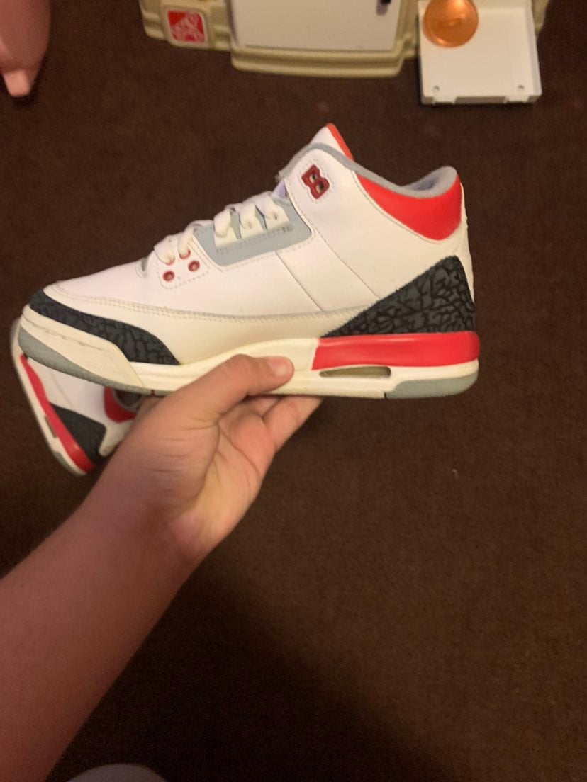 Jodan 3 fire red