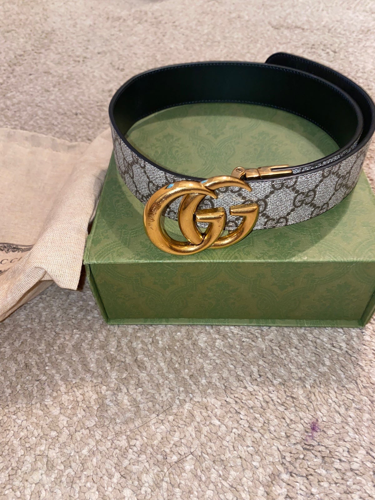 SOLD!!! GG Marmont reversible belt GUCCI