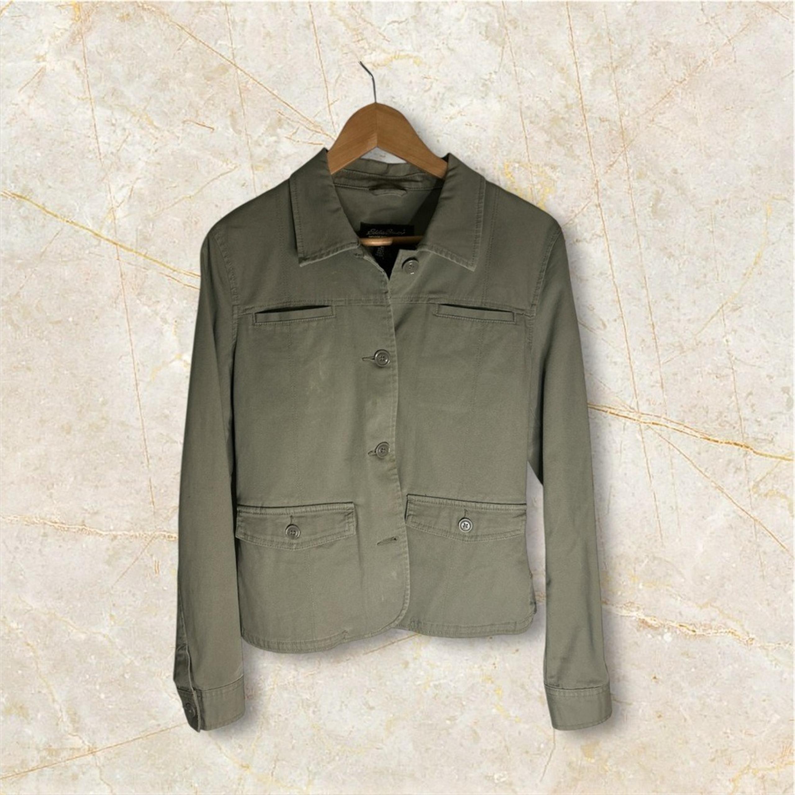 Eddie Bauer Women's Military Green Short Barn Coat Size Small