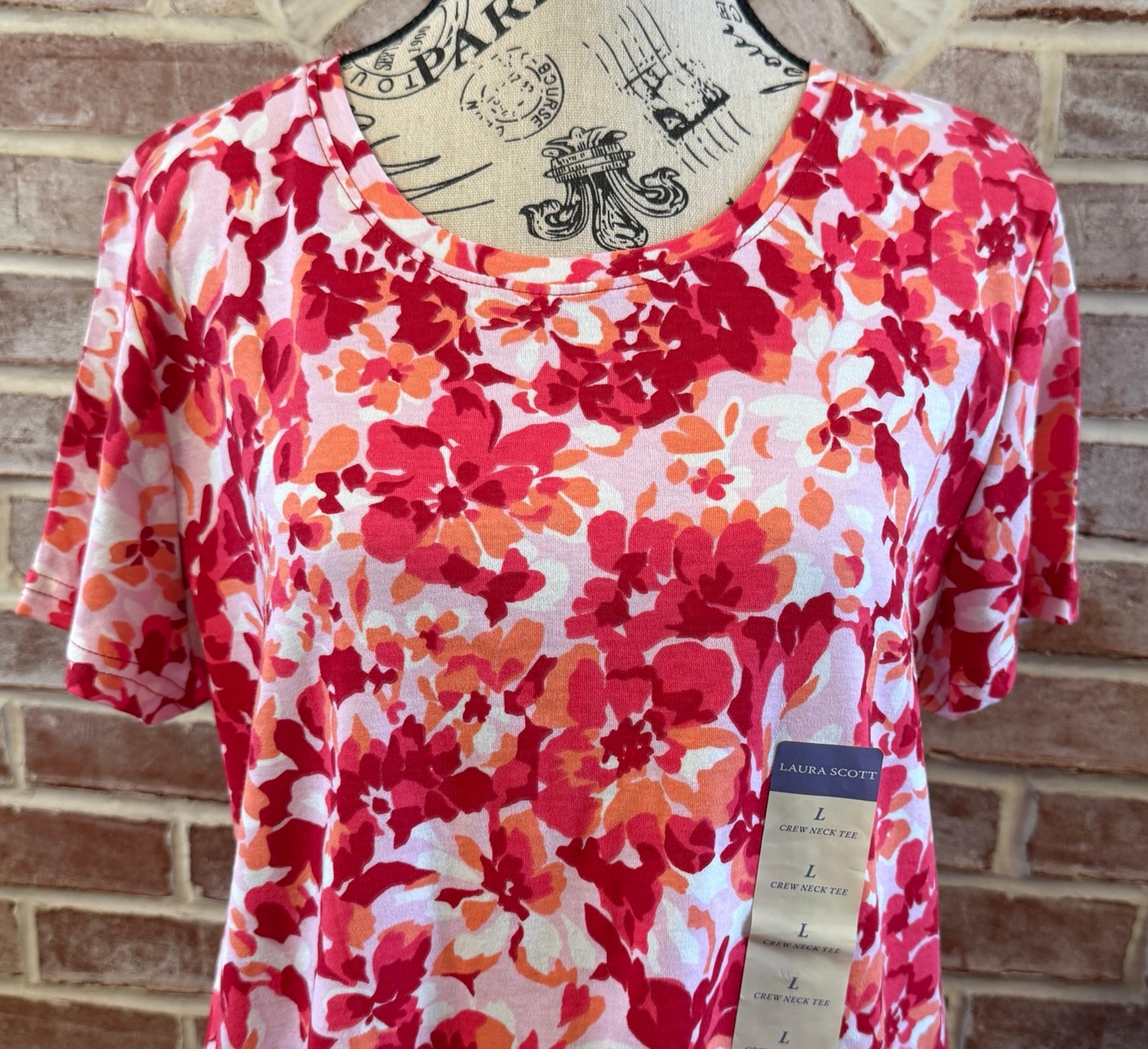 NWT Laura Scott women’s Large knit crew tee