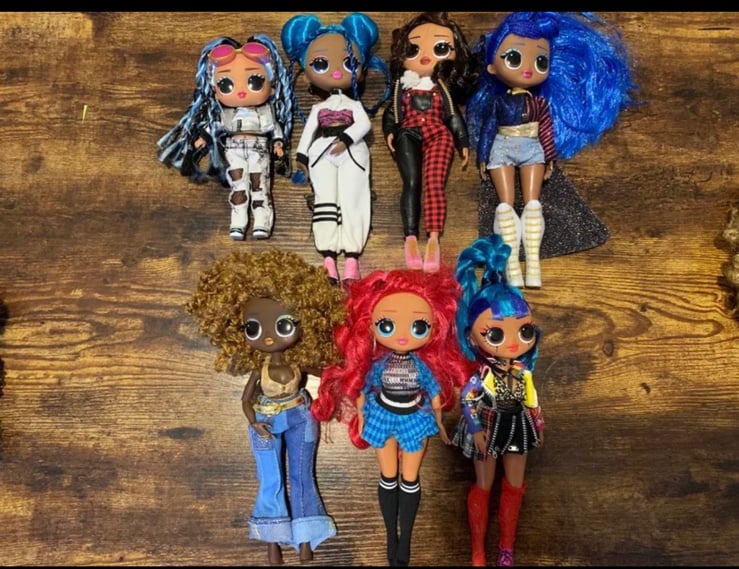 Lot of 7 LOL OMG Dolls