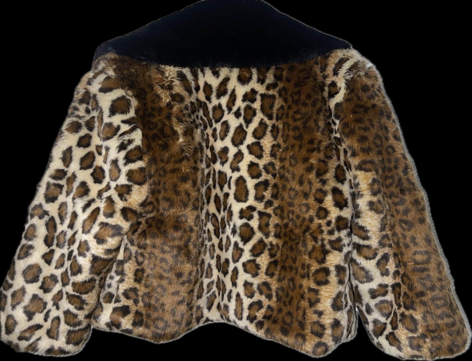 Women’s Crop Cheetah Print Fur Coat Great Condition