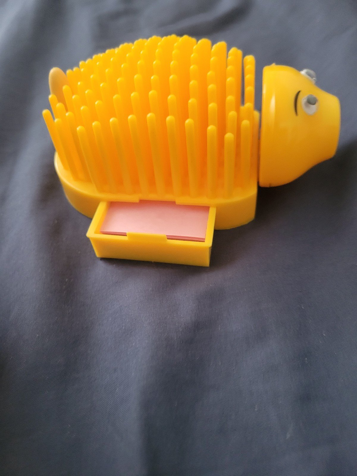 Vintage Porcupine Desk Pal Pencil Sharpener Note Holder Caddy RARE! YELLOW