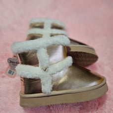 New Juicy Couture Women’s Size 8 Winter Boots Rose Gold Metallic Faux Fur