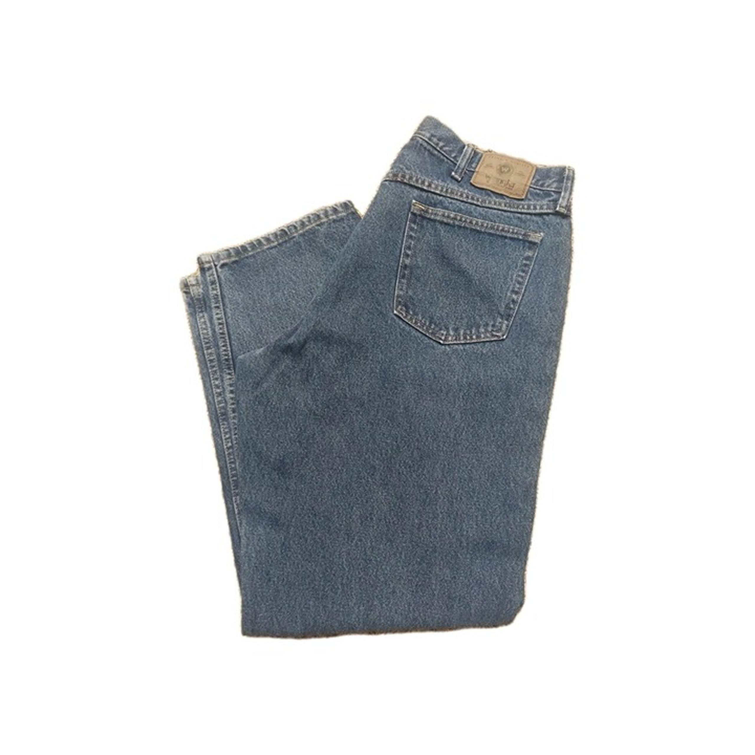 Wrangler Men's Jeans Size 40 x 32 Relaxed Fit Authentic Blue Denim Jeans