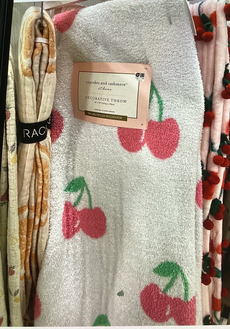 ❤️❤️Cupcakes and Cashmere Cherries Oversized Throw great gift