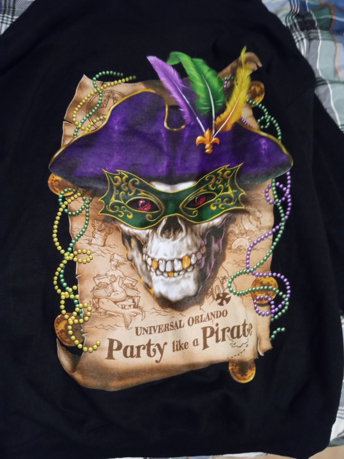 New Universal Studios Mardi Gras Medium Sweater