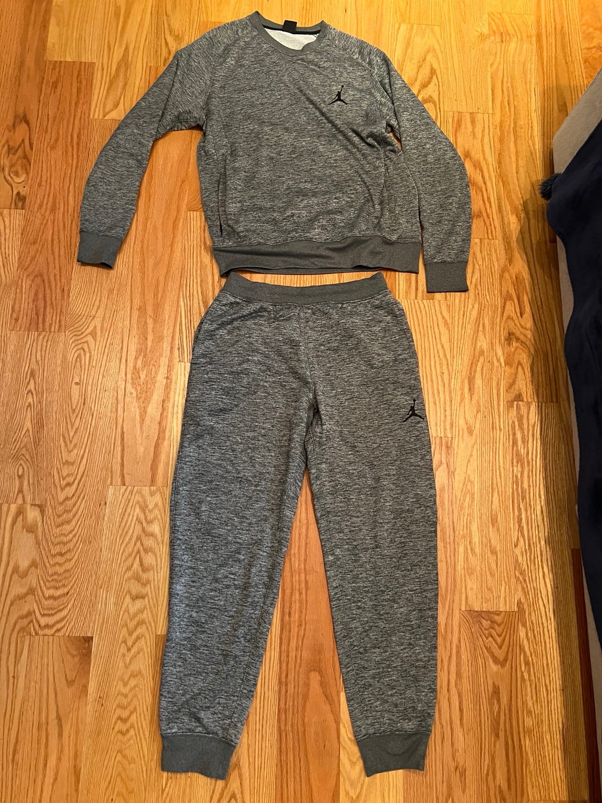Mens Jordan sweatsuit