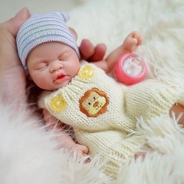 7 Inch Mini Silicone Baby, Reborn Baby Dolls Silicone Full Body Realistic Newbo