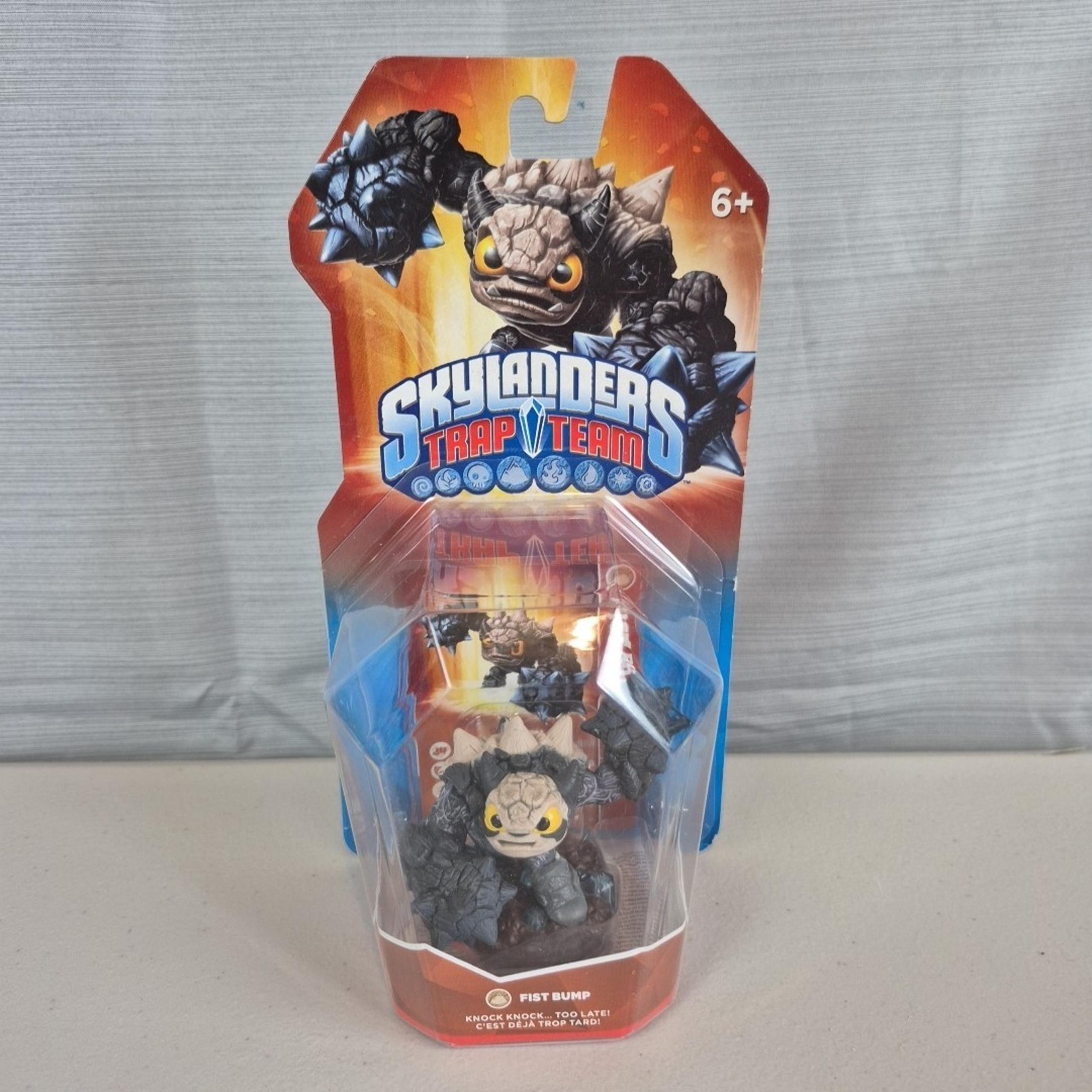 Activision Skylanders Trap Team Fist Bump Toys To Life Action Figure Character