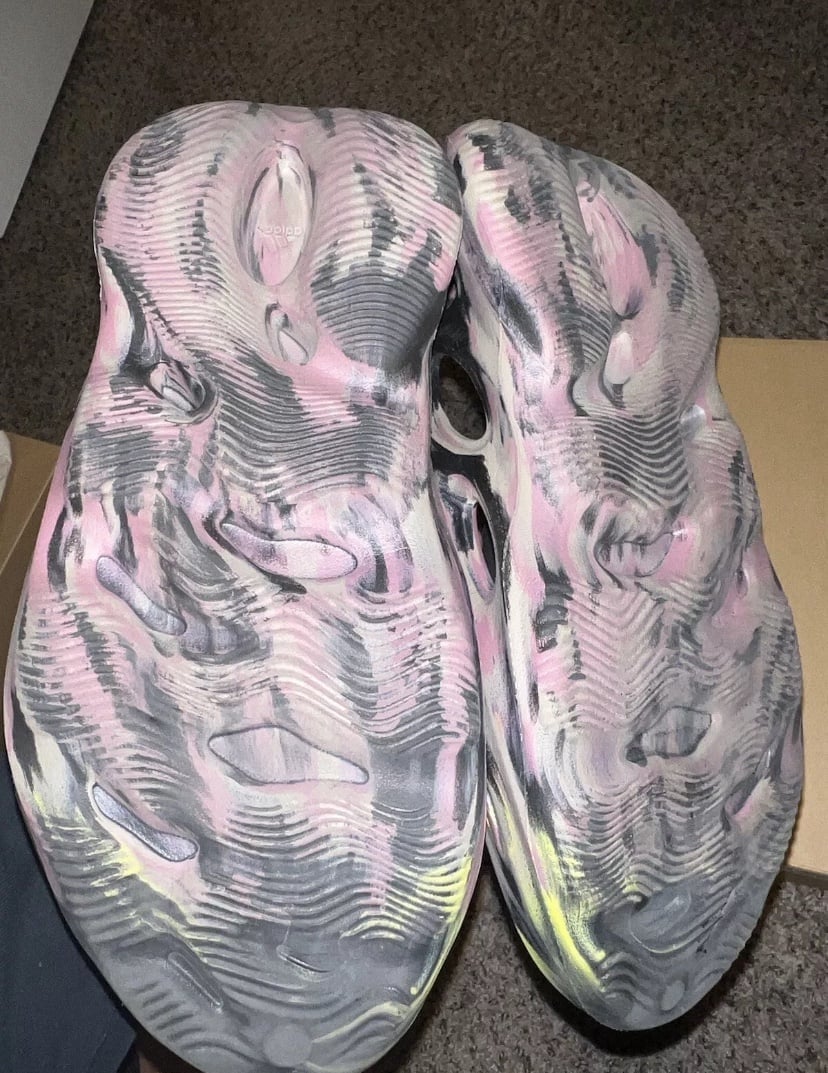 Yeezy foam runners mx carbon