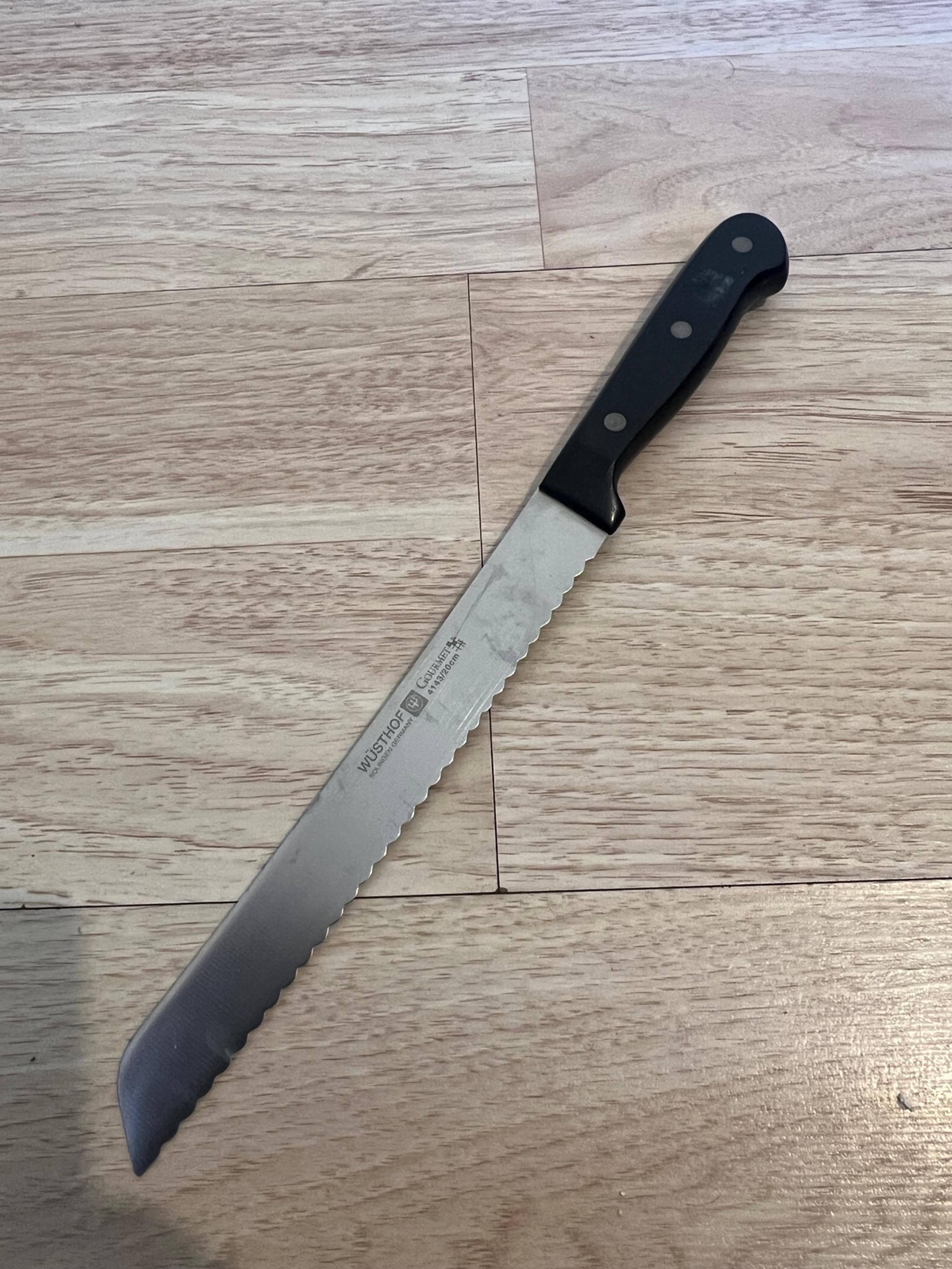 Wusthof Gourmet 8" Bread Knife 4143/20