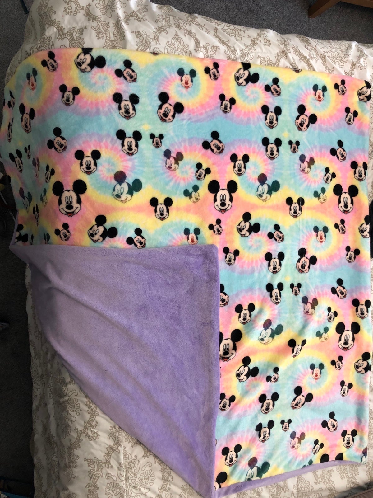 Wild rich kids blanket