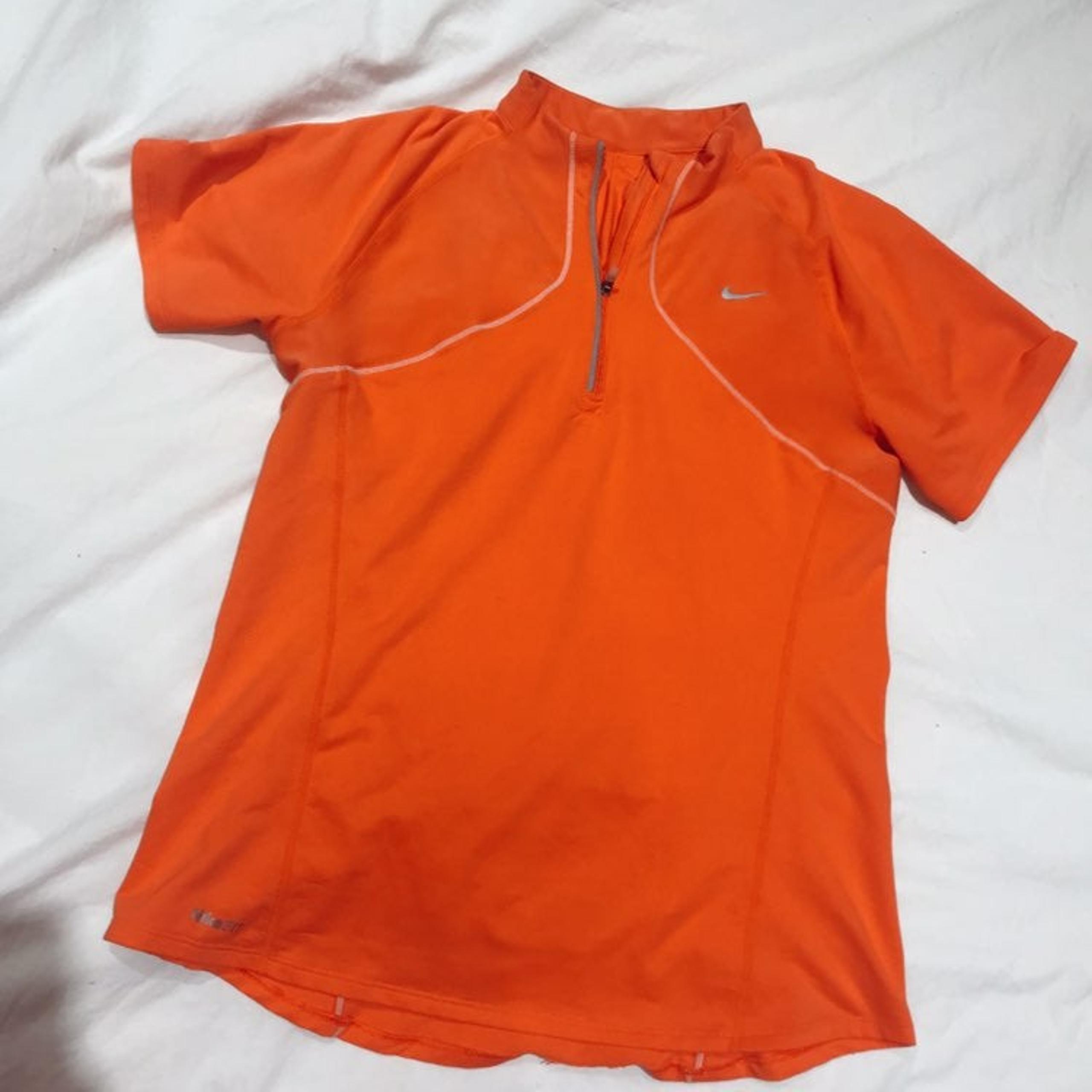 Nike Tee