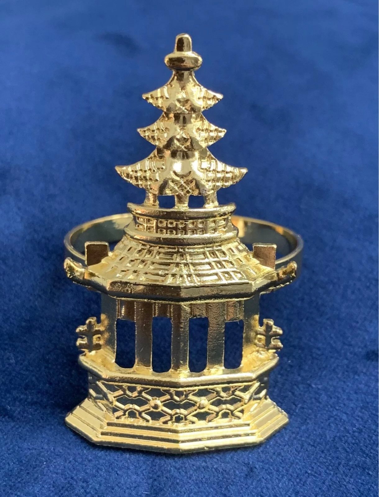 Pagoda buckle napkin rings pack of 12 pieces