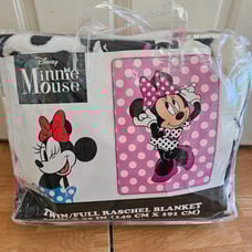 Disney Minnie Mouse Raschel Blanket
