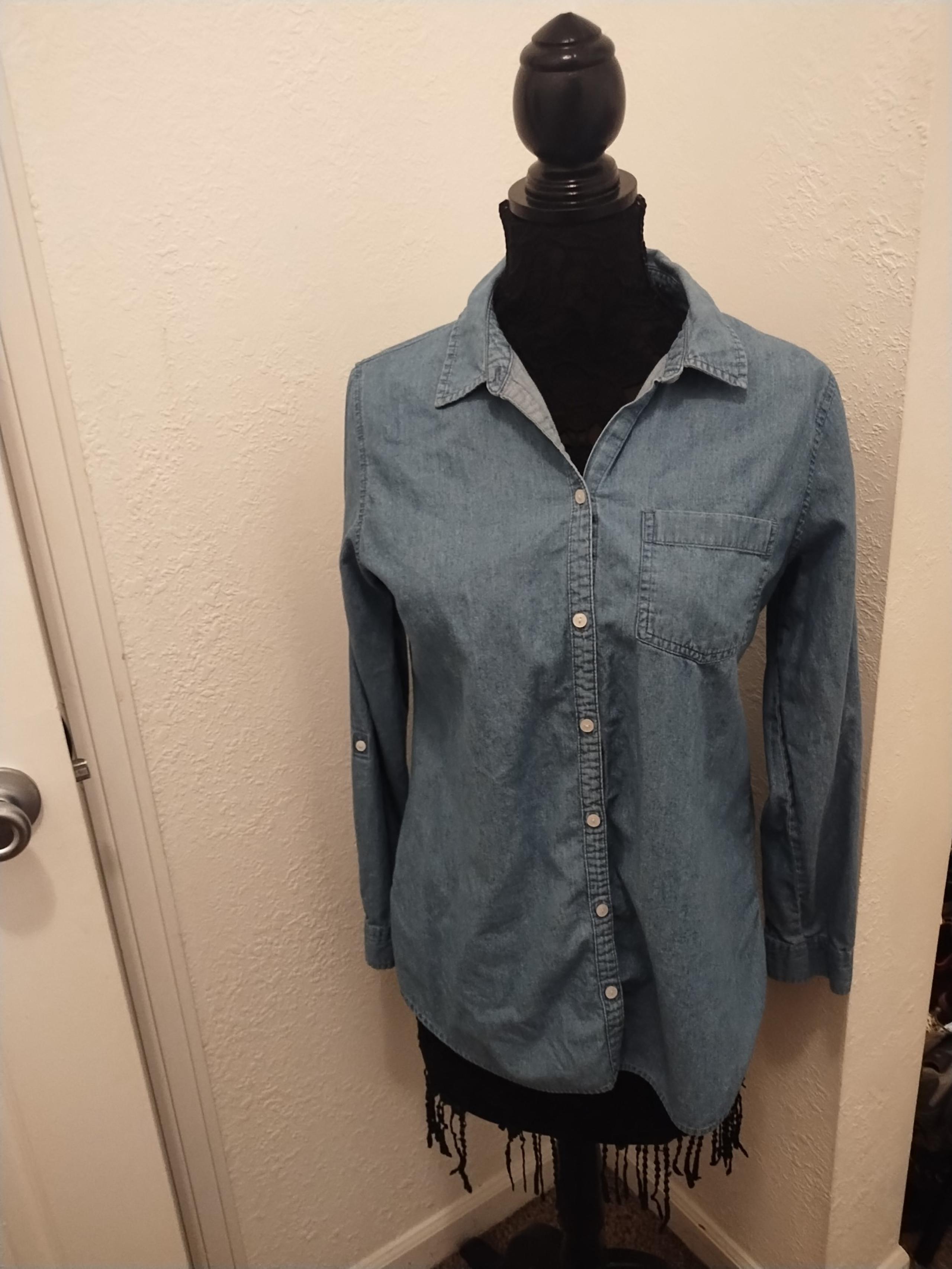 denim shirt size M - Croft & Barrow